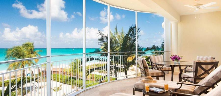 The Tuscany On Grace Bay Exteriör bild